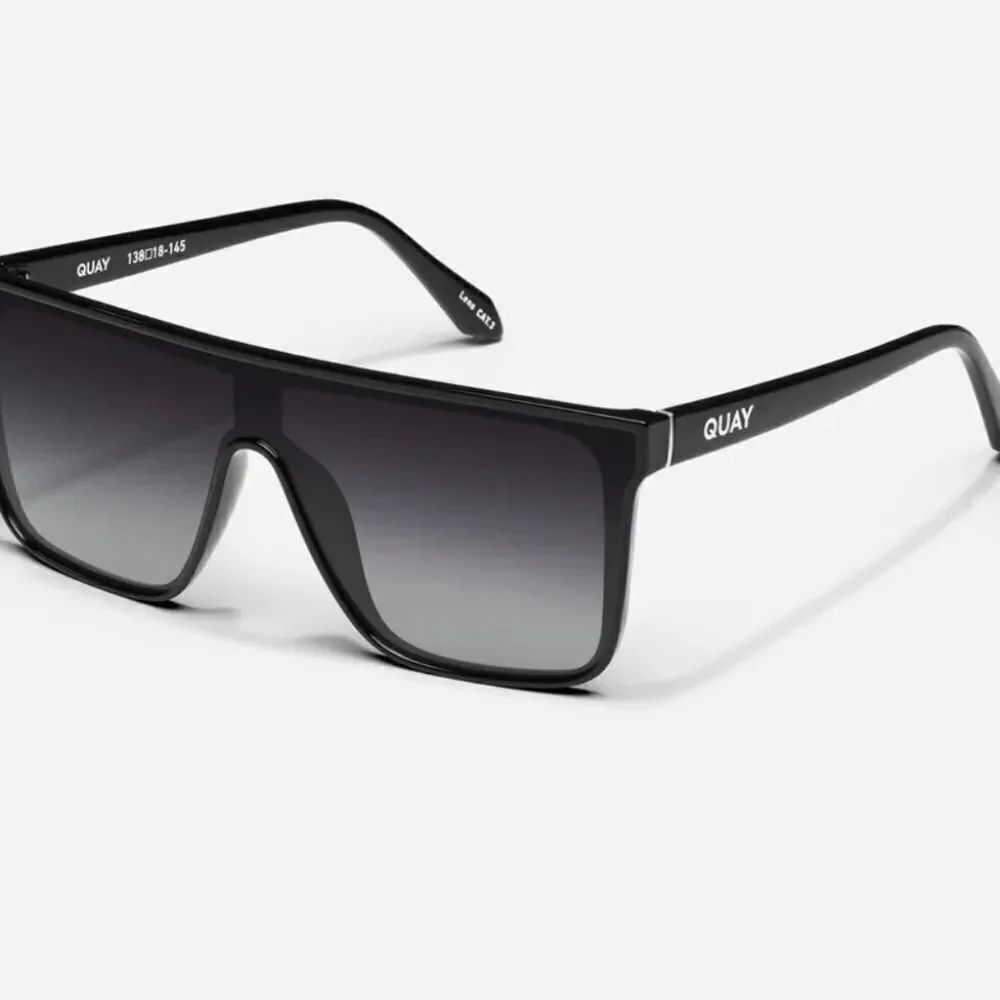 Quay Nightfall Sunglasses⭐️ - Picture 2 of 6